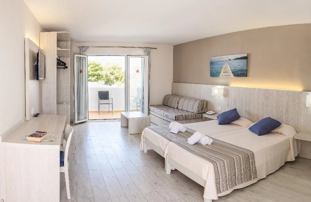 STUDIO STANDARD Room, Hotel Club Es Talaial, Majorca