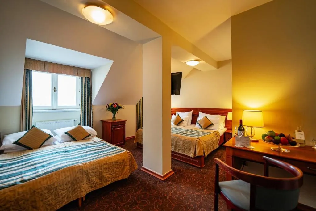 QUADRUPLE STANDARD Room, U Divadla, Prague
