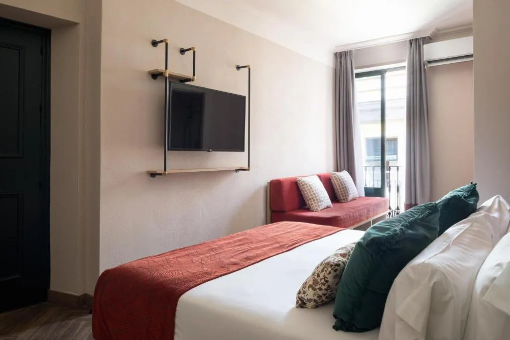 DOUBLE DELUXE Room, Honest Sevilla, Seville