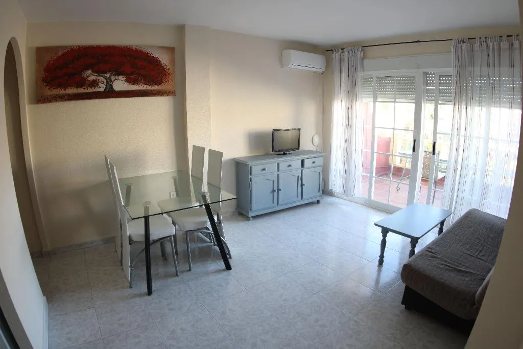 APARTMENT CAPACITY 6 TWO BEDROOMS Room, Marina Internacional, Costa Blanca