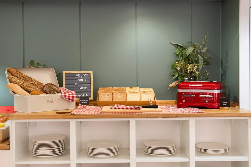 Restaurant, Tres Torres Atiram Hotel, Barcelona