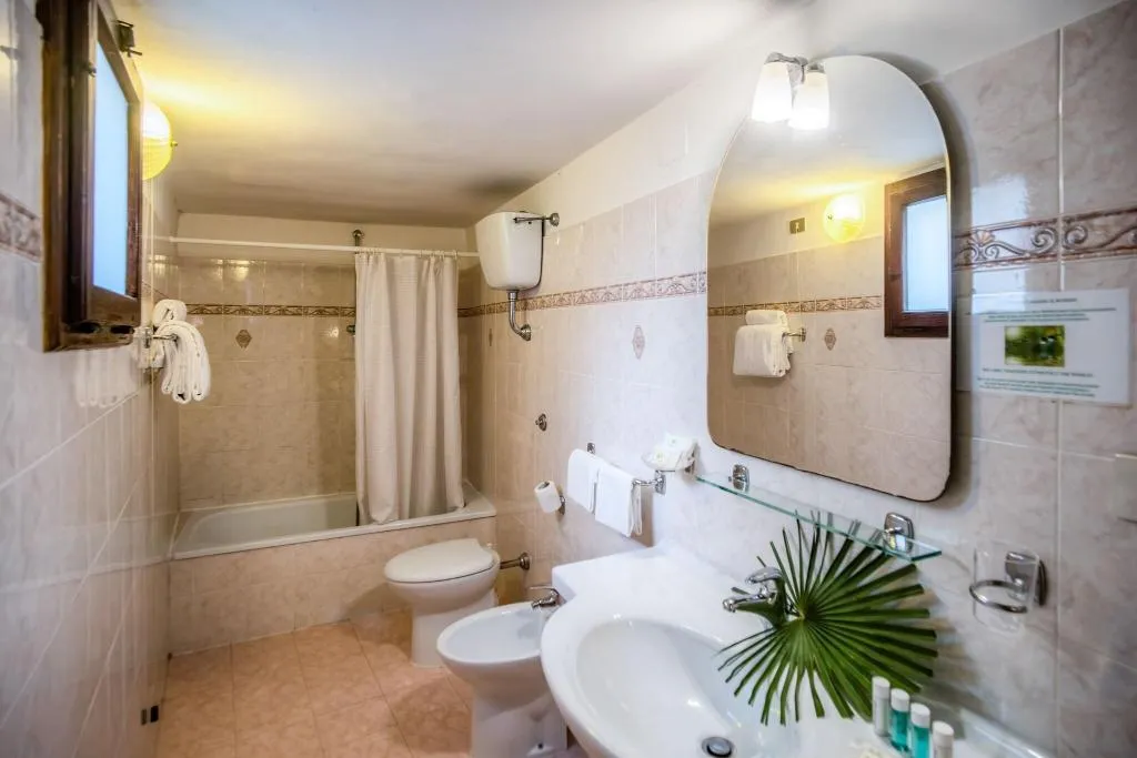 TRIPLE STANDARD Room, Martelli, Florence