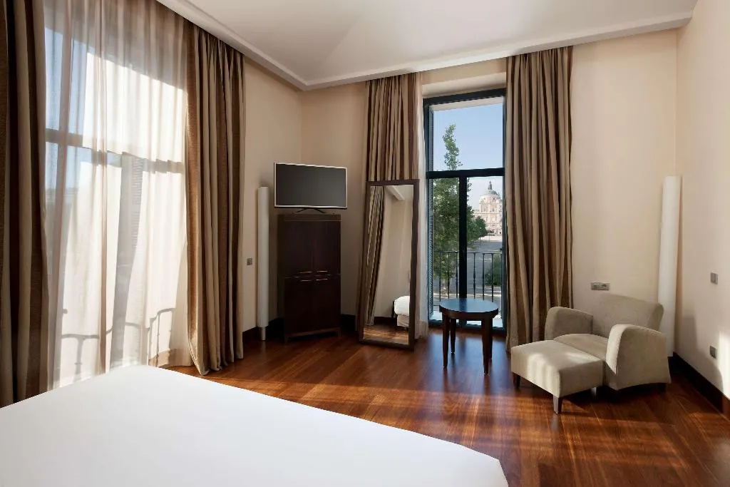 Room, NH Collection Palacio de Aranjuez, Madrid