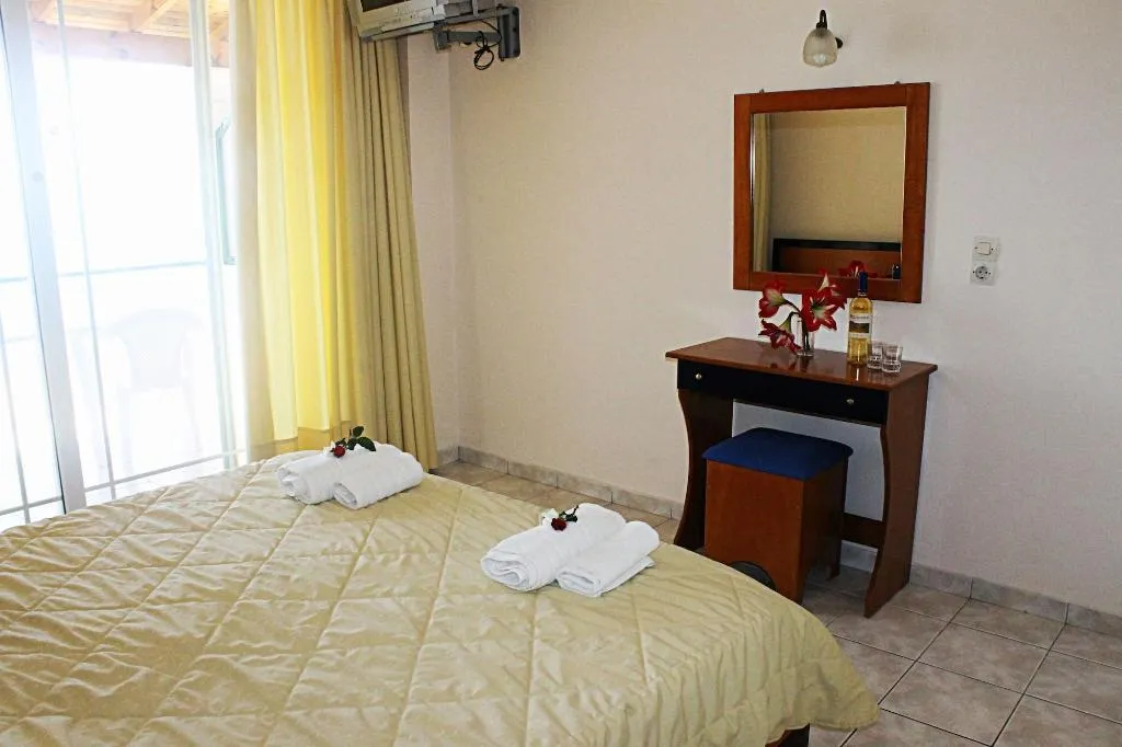 Room, Lido Sofia Apartments, Corfu
