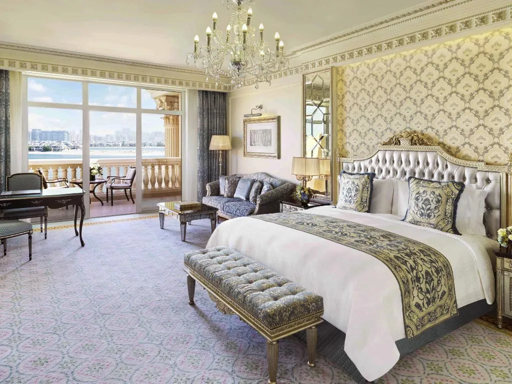 Room, Raffles The Palm Dubai, Dubai