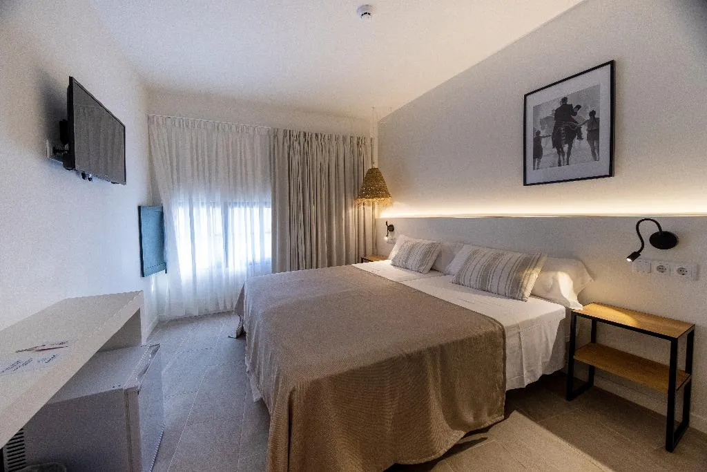 DOUBLE STANDARD Room, Hotel Tres Tocs, Menorca