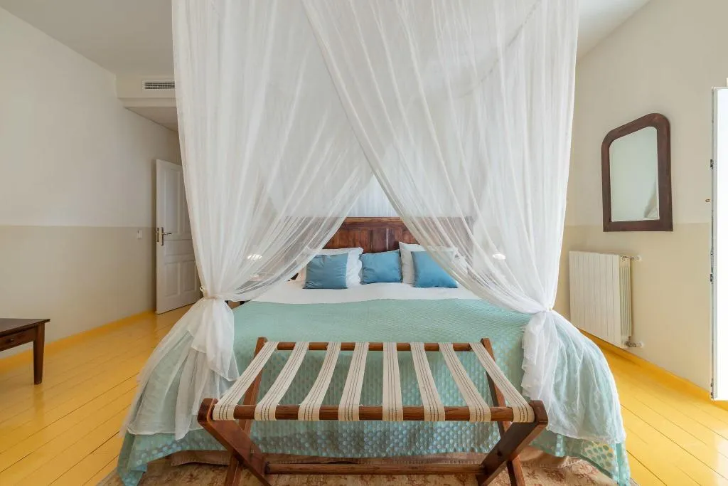 Room, Hotel La Fuente De La Higuera, Costa Del Sol
