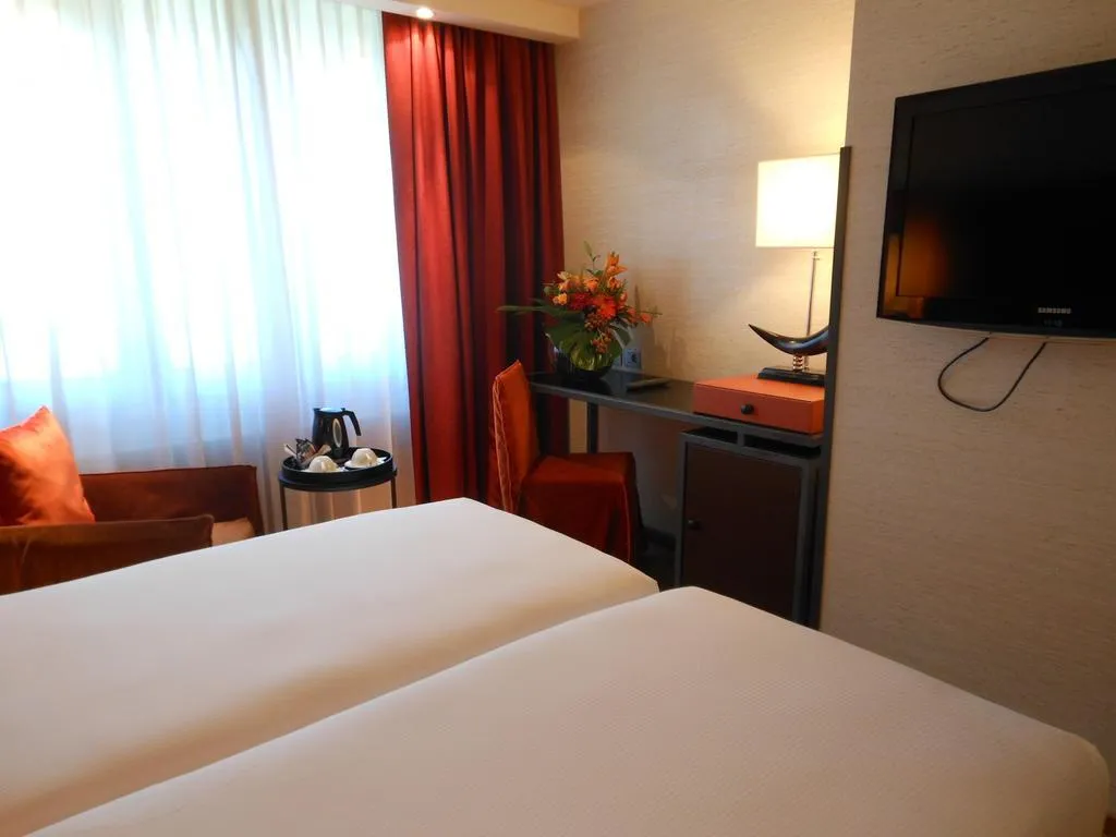TWIN SUPERIOR Room, Starhotels Michelangelo Firenze, Florence