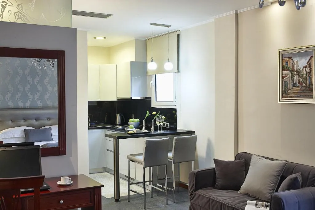 SUITE KING SIZE BED Room, Ava Hotel & Suites, Athens