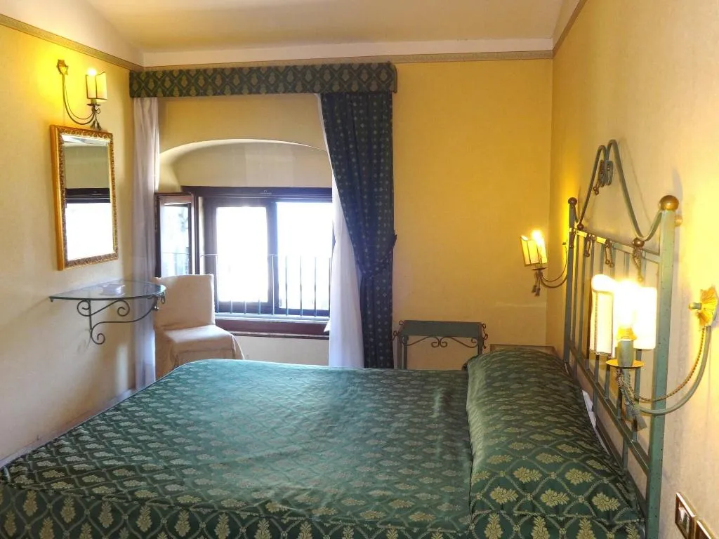 Room, Hotel Centrale Europa, Catania