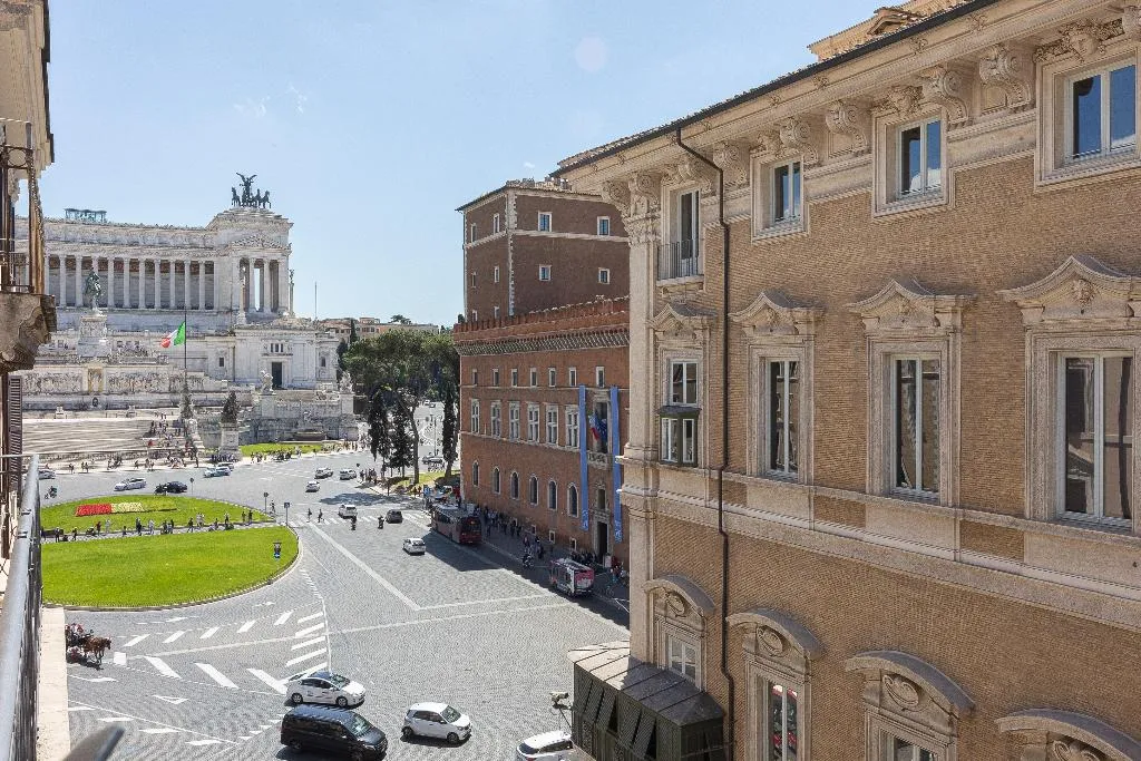 General view, Suite Della Pigna, Rome