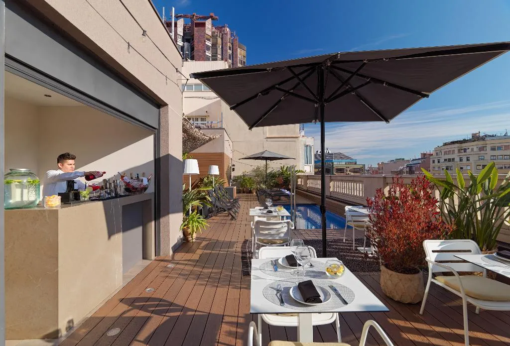 Pool, H10 Urquinaona Plaza, Barcelona