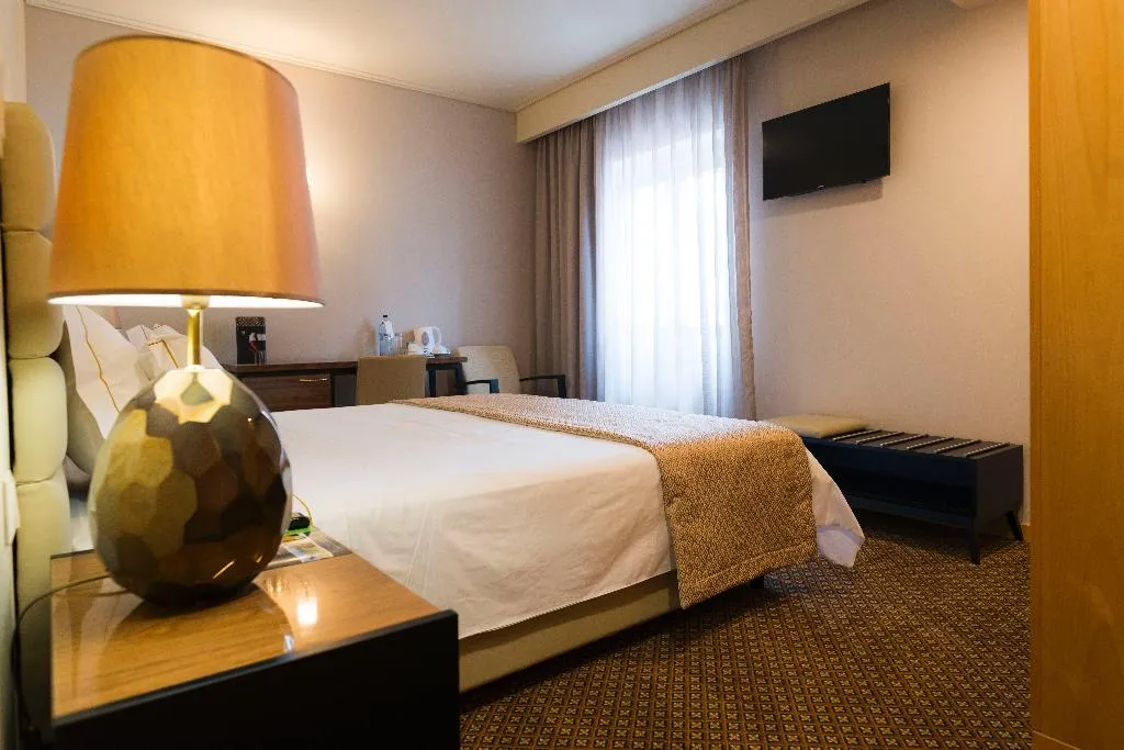 Double or Twin STANDARD Room, Hotel Lis Batalha, Porto