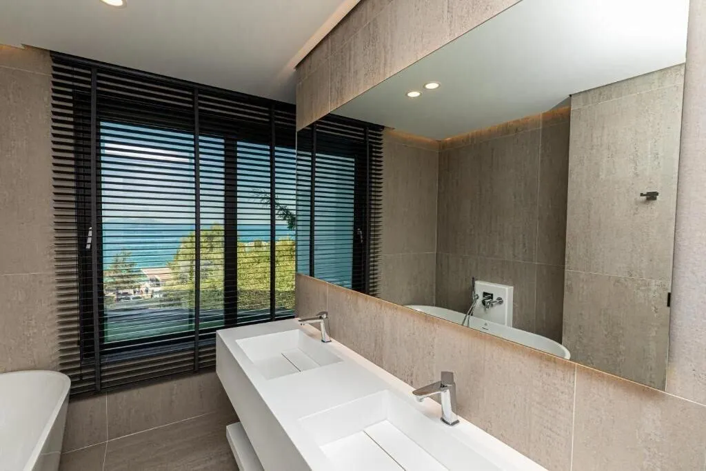 Room, Mazarine Hotel, Kavaje