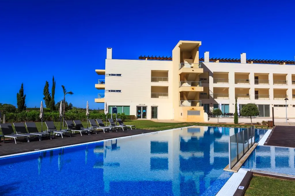 Pool, Laguna Vilamoura, Algarve