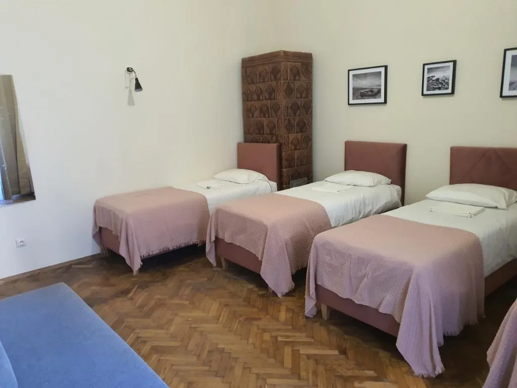 QUADRUPLE COMFORT Room, HELLO Aparthotel, Krakow
