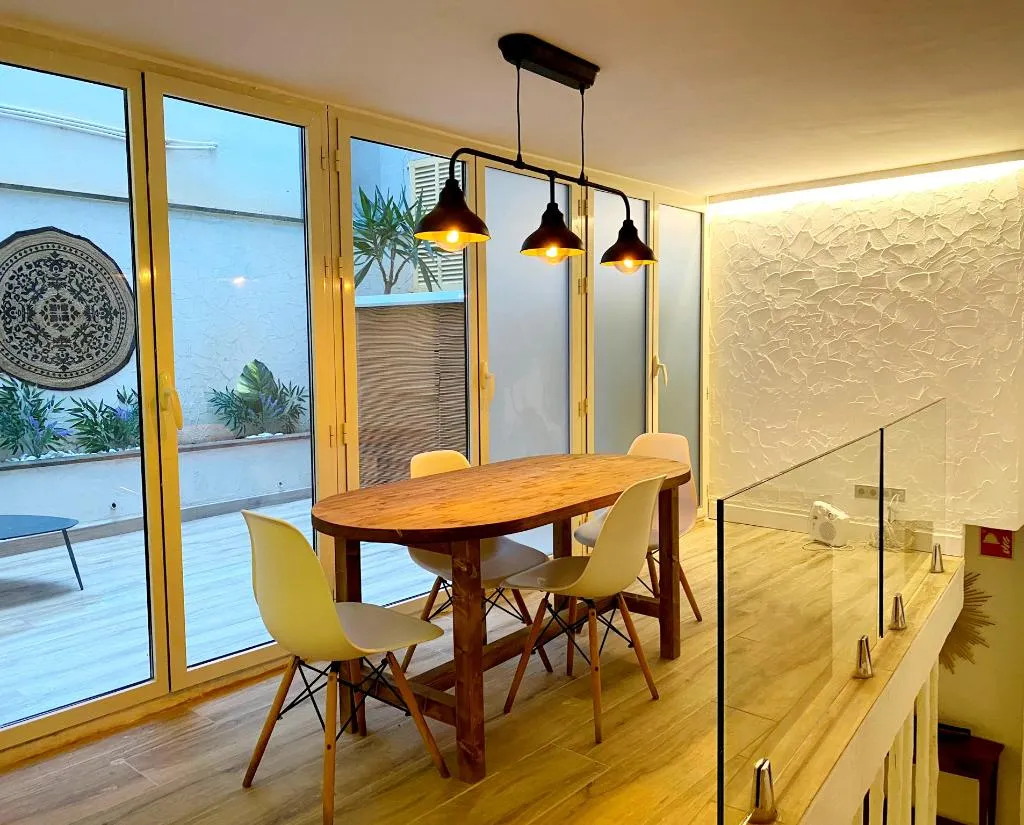 APARTMENT CAPACITY 8 Room, Y Hostel - Albergue Juvenil, Majorca