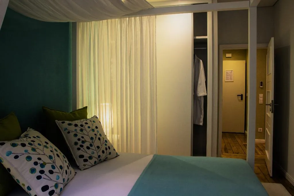APARTMENT TWO BEDROOMS Room, Casas do Porto - Ribeira Apartments, Porto
