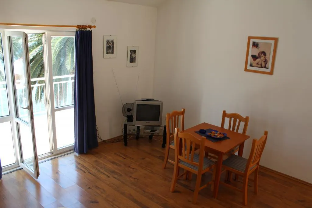 STUDIO CAPACITY 3 Room, Apartments Lozica, Dubrovnik