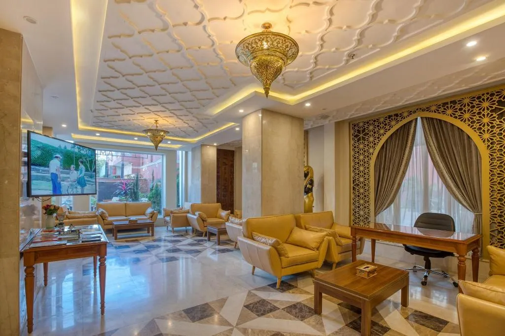 Lobby, Mamluk Pyramids Hotel, Cairo