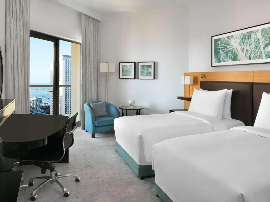 TWIN SUPERIOR Room, Movenpick Hotel Jumeirah Beach, Dubai