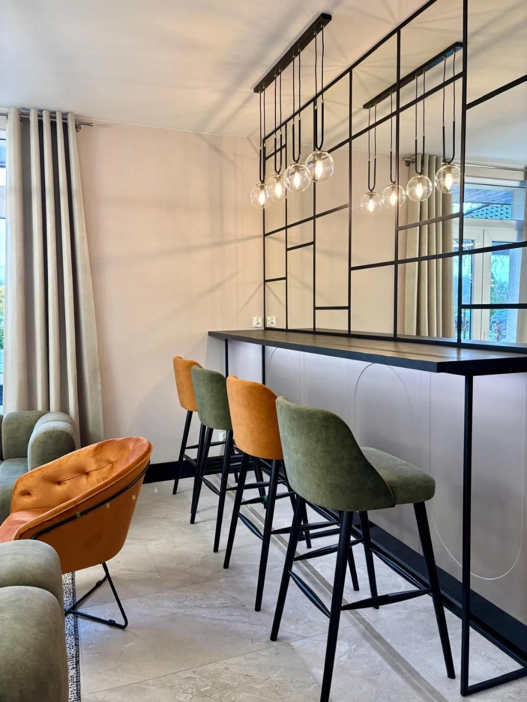 Lobby, Fero Express, Krakow