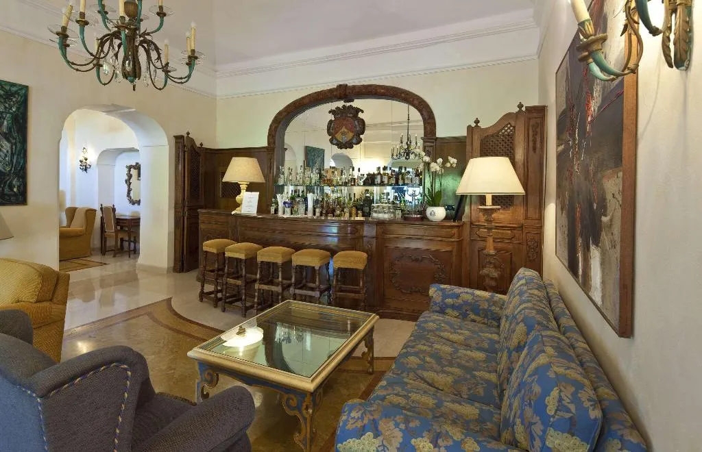 Bar, Excelsior Belvedere Hotel & Spa, Naples