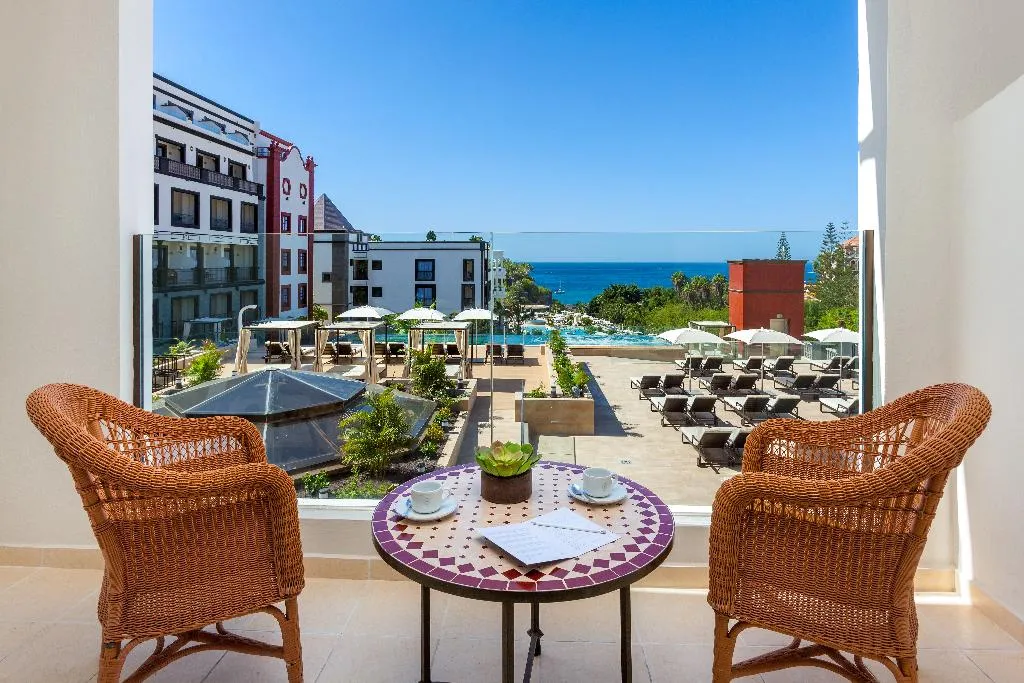 Double or Twin SEA VIEW Room, Gran Tacande Wellness & Relax Costa Adeje, Tenerife
