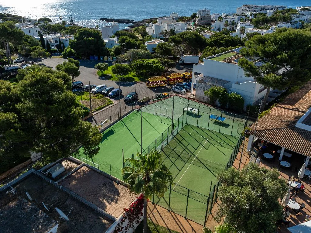 General view, Hotel Club Es Talaial, Majorca