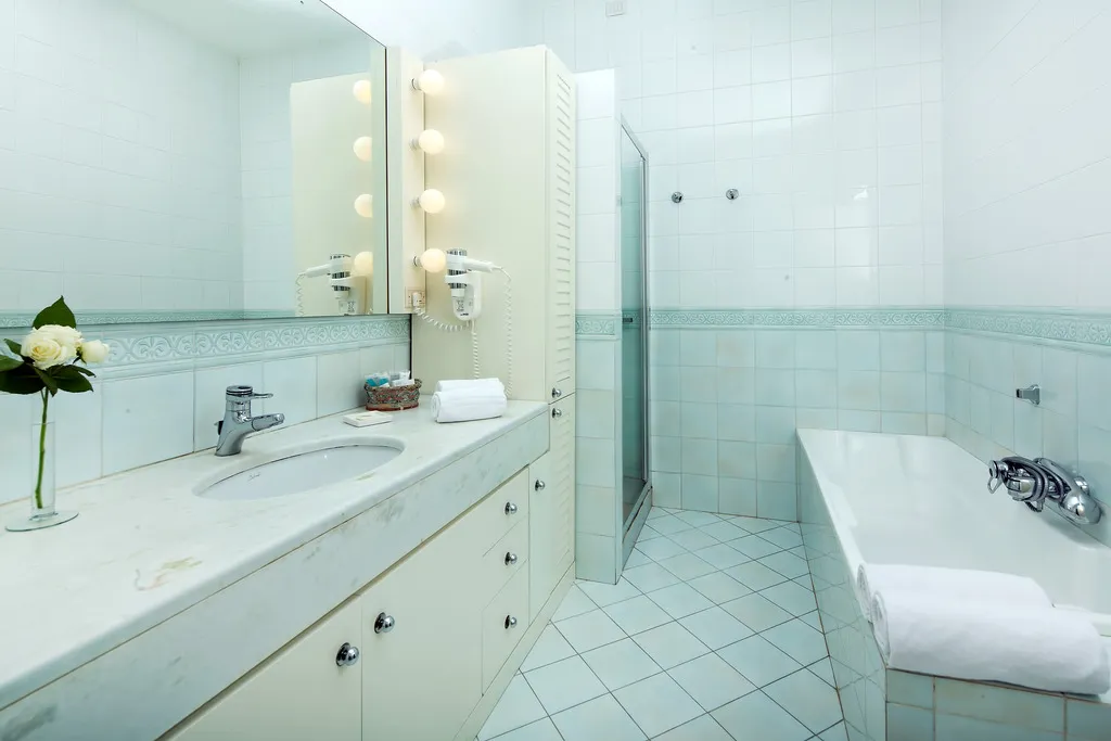 QUADRUPLE STANDARD Room, Villa Oriana Relais, Naples