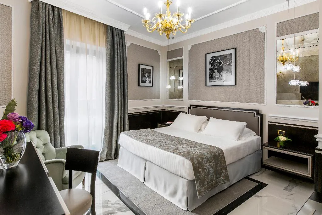 Room GRAND Room, Baglioni Hotel Regina, Rome