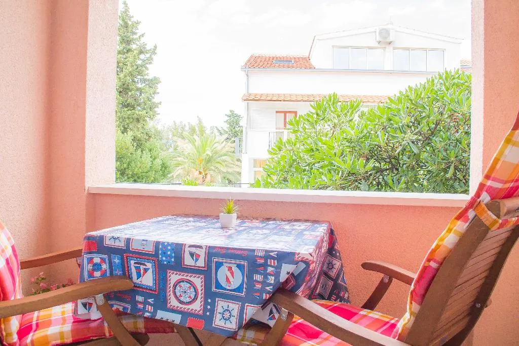 APARTMENT STANDARD Room, Villa Midea, Split