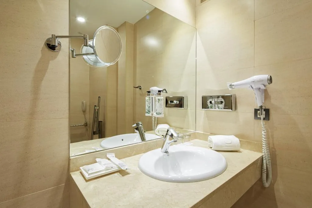 TWIN CLASSIC Room, Sercotel Sant Boi, Barcelona