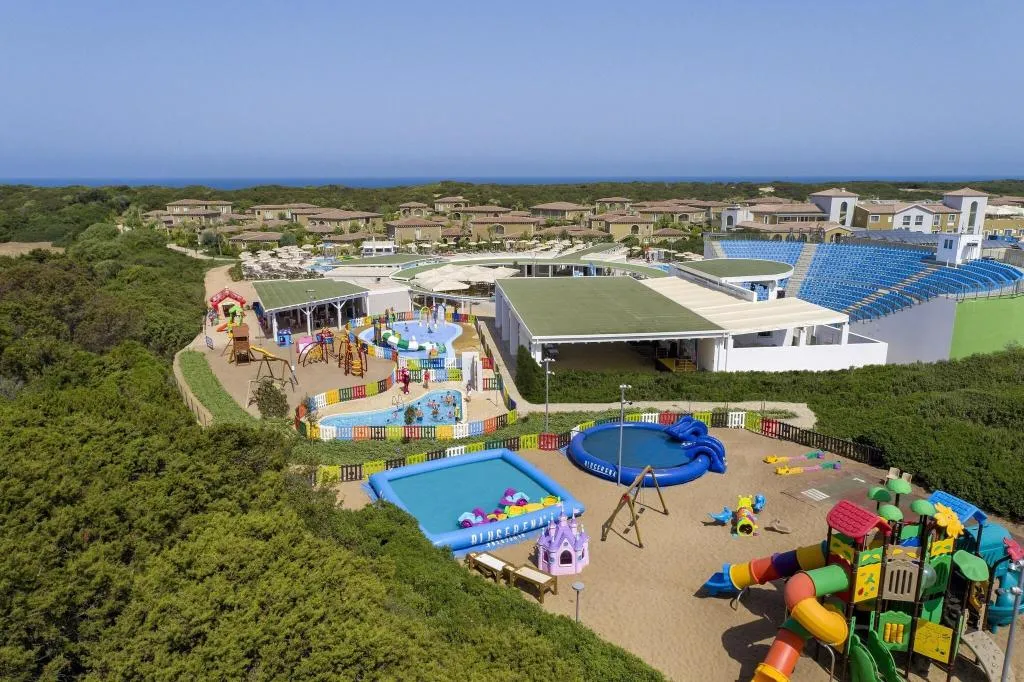 Sports and Entertainment, Is Serenas Badesi Resort, Alghero