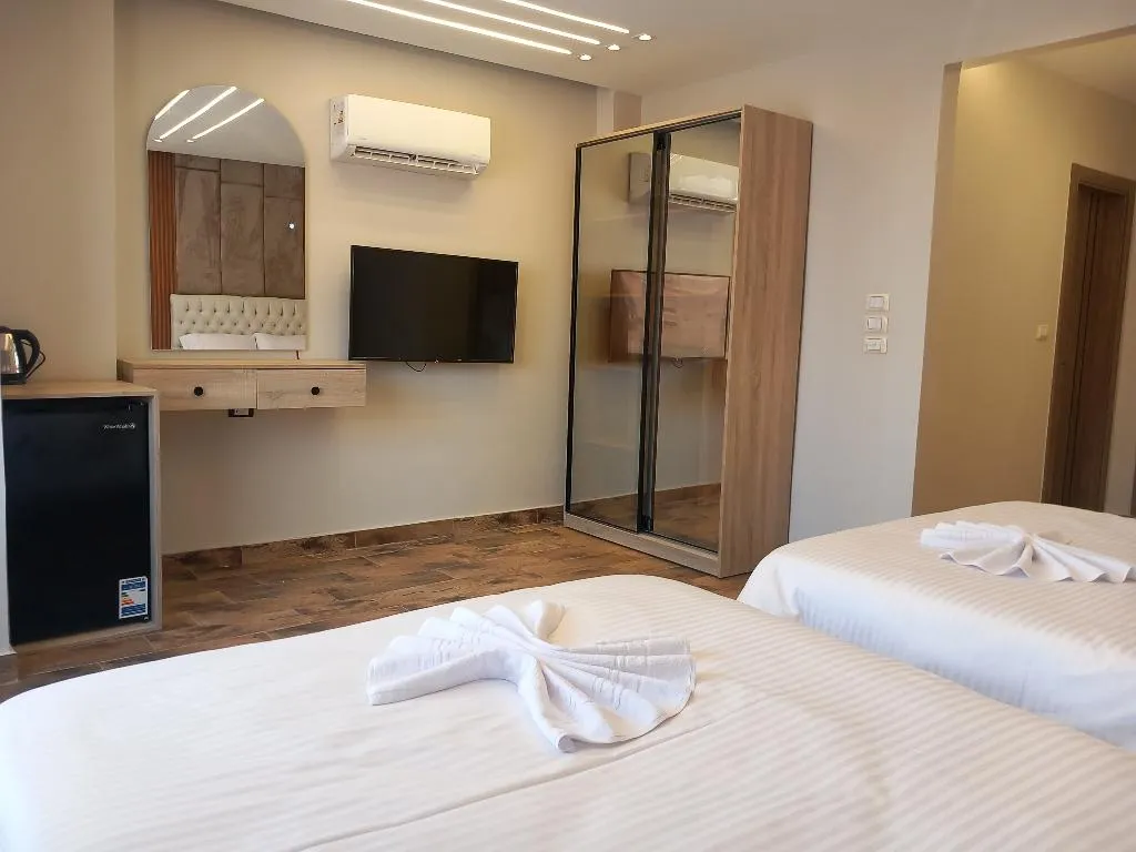TWIN SUPERIOR WITH VIEWS Room, Pyramids Enigma Grand Lodge, Cairo