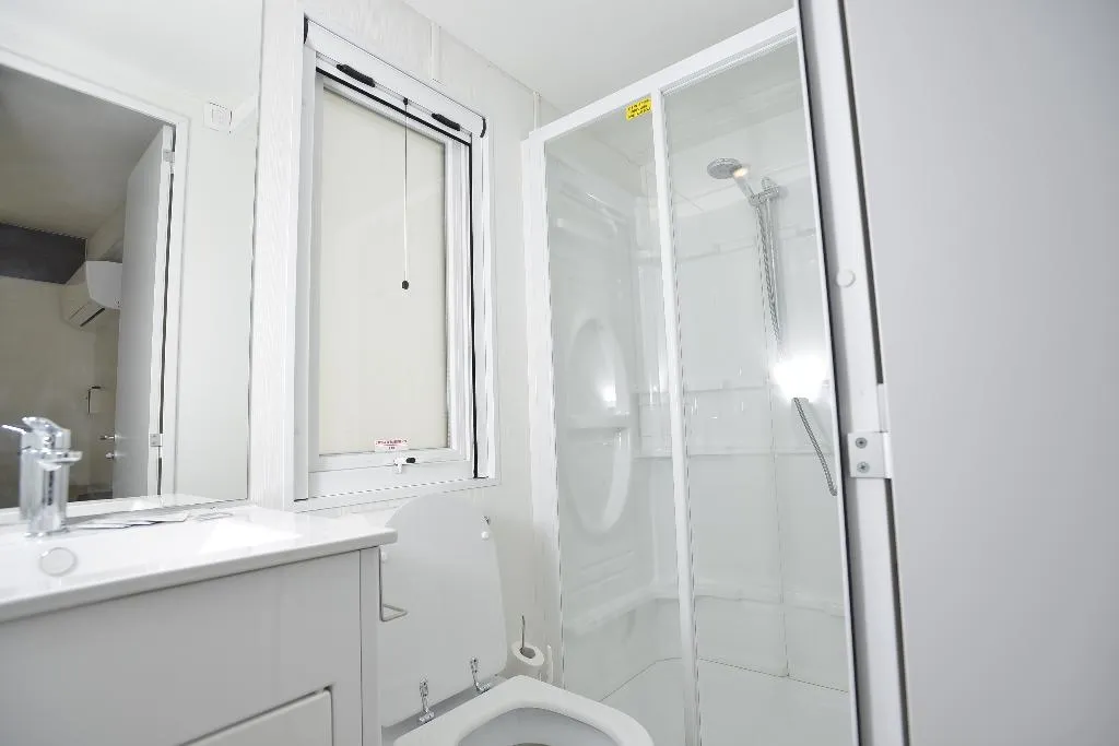 APARTMENT THREE BEDROOMS TWO BATHROOMS Room, Torre Del Porticciolo Camping - Village - Gampling, Alghero