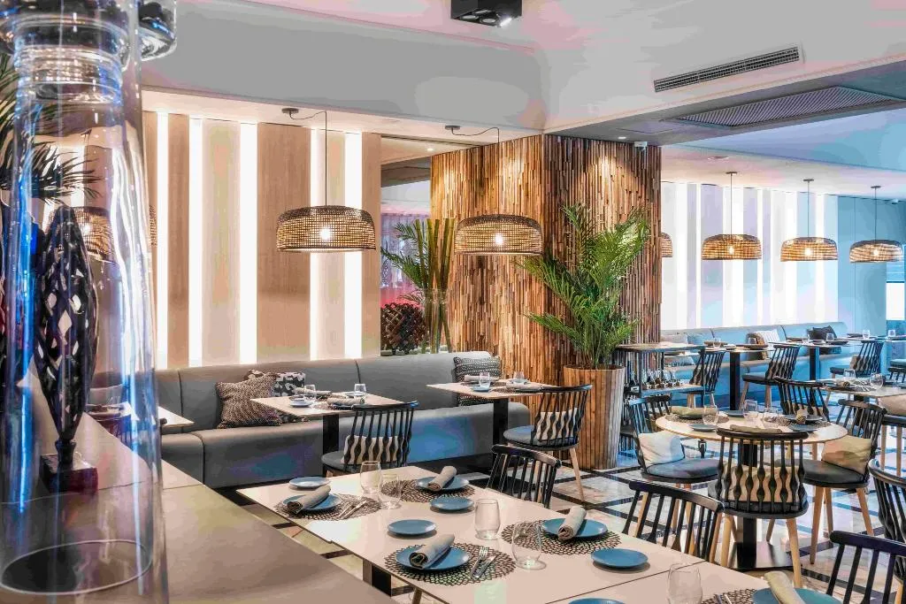 Restaurant, Salles Hotel Pere IV, Barcelona