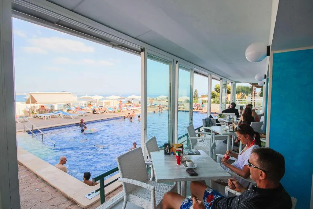 Pool, Amic Horizonte, Majorca