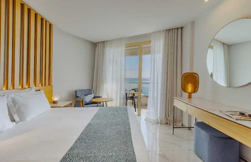 SUITE GRAND Room, Golden Bay Beach hotel, Cyprus