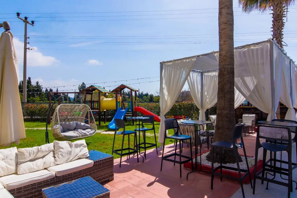 Terrace, New Garden, Antalya