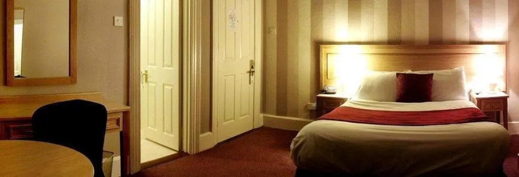 Room, Phoenix Park Hotel, Dublin
