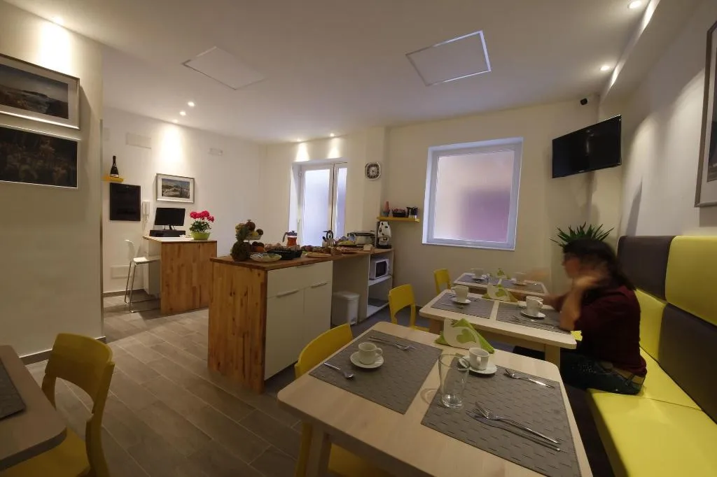 Restaurant, NicaDomus B&B, Catania