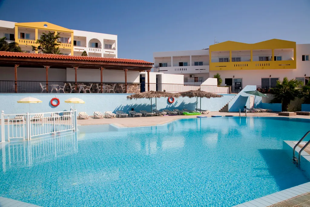 Pool, Pantheon, Kos