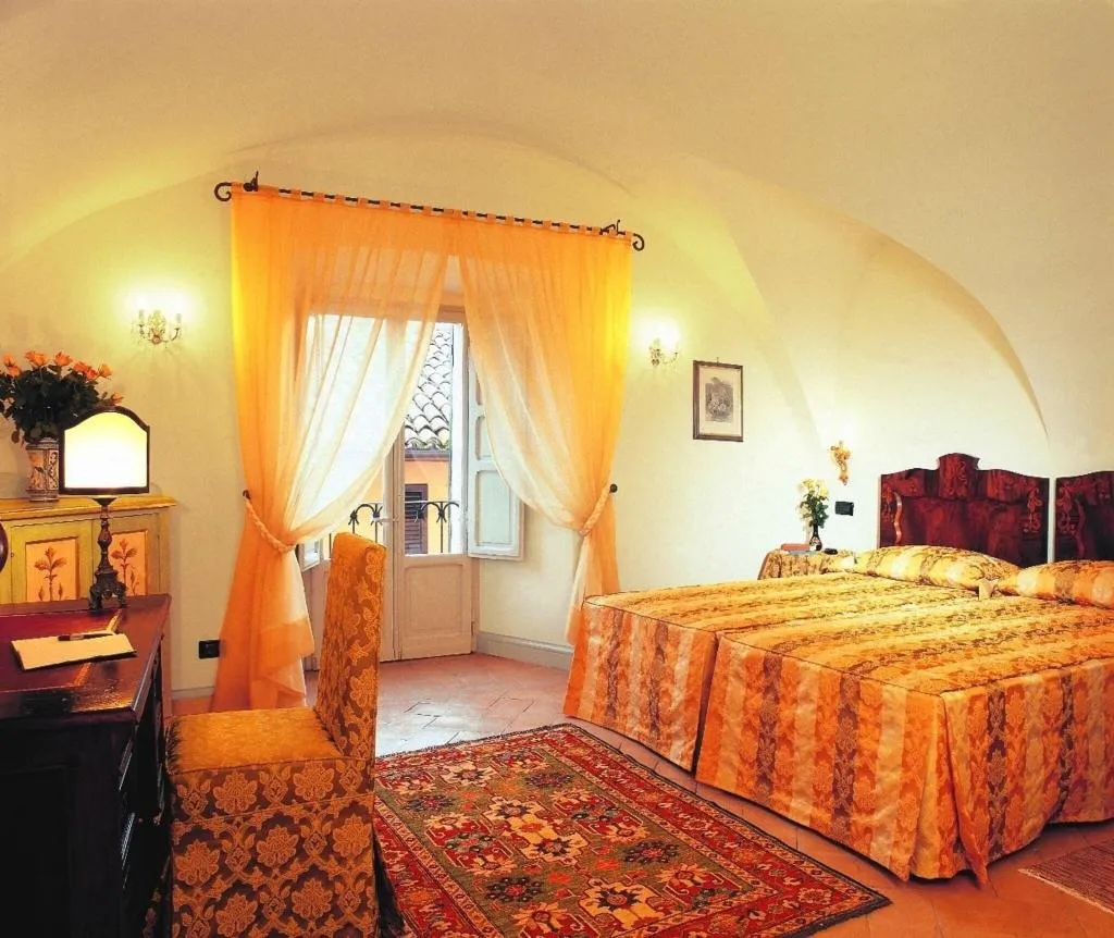 Room, Palazzo Leti Residenza Depoca, Perugia