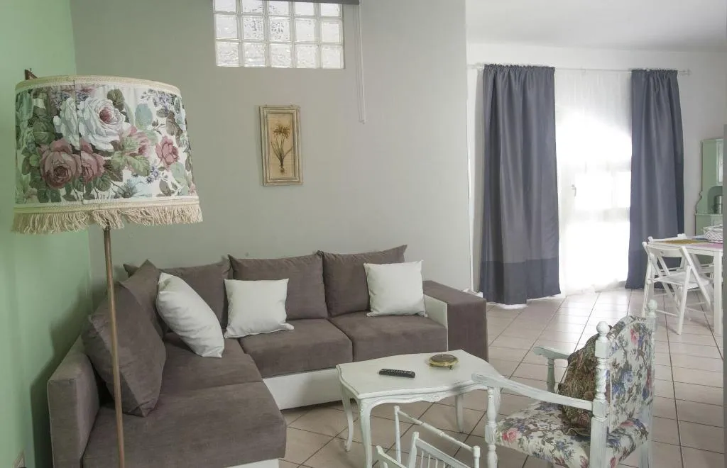 Room, City Pompei Accommodations, Naples