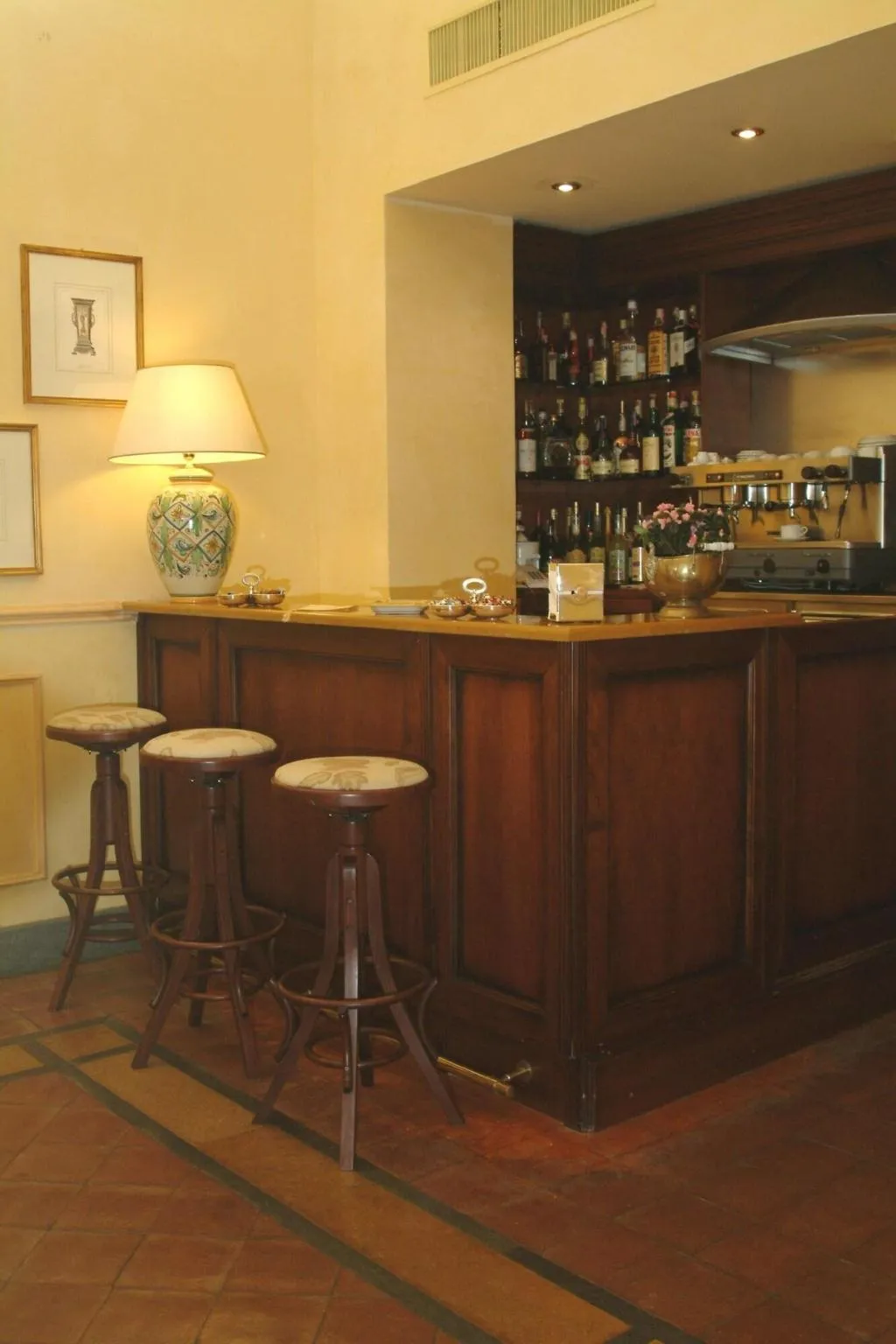 Lobby, La Ville, Catania
