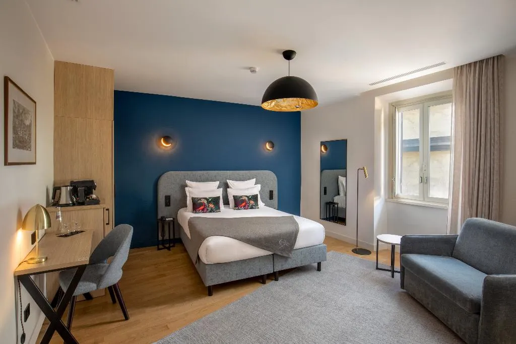 DOUBLE SUPERIOR Room, 9 Hotel Cesari, Rome