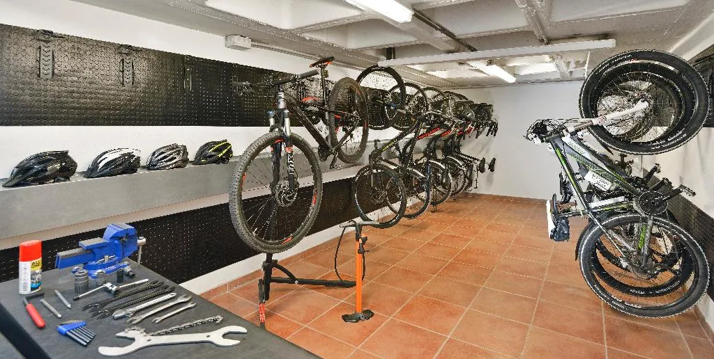 Sports and Entertainment, Best Western Premier CMC Girona, Costa Brava