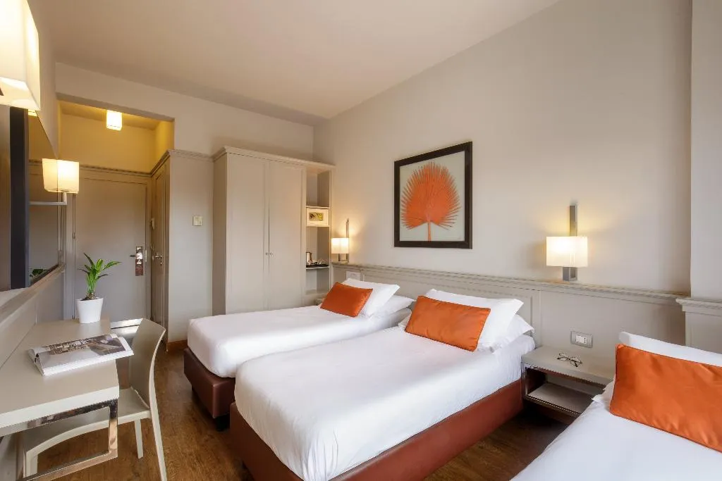 TRIPLE SUPERIOR Room, Grand Hotel Fleming, Rome
