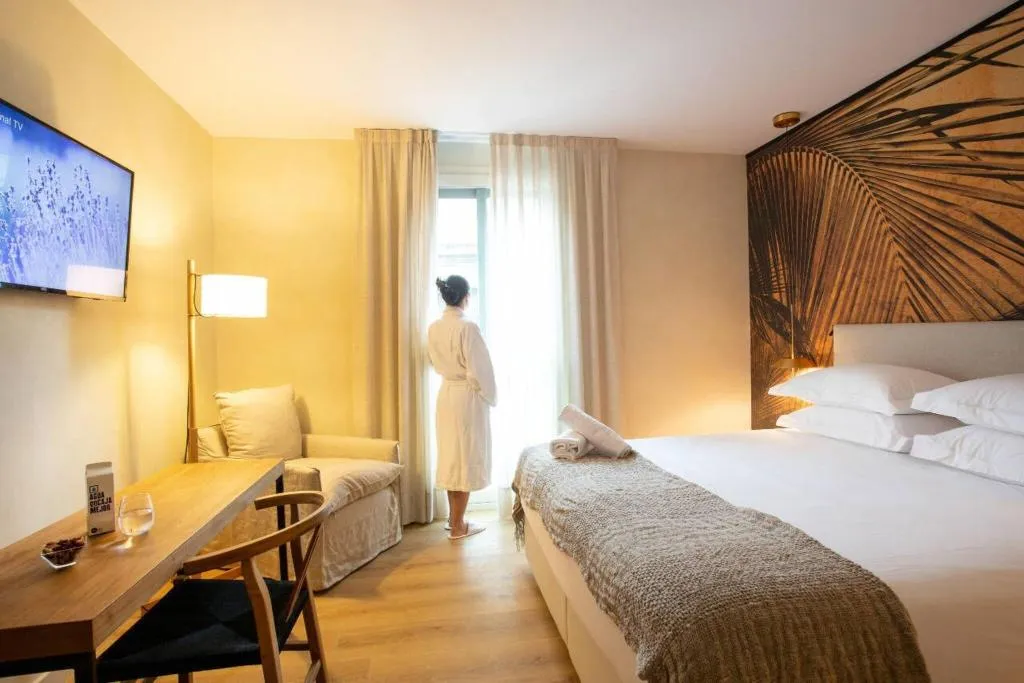 DOUBLE PREMIUM Room, Ciutat de Girona, Costa Brava